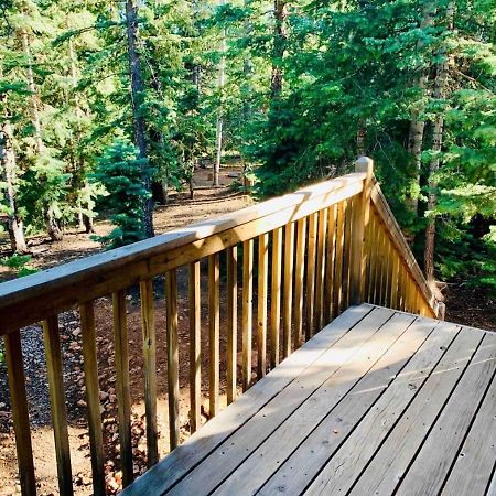 Adventure Awaits 3King Bed,2Bath Log Cabin In Heart Of Duck Creek Village! Exterior photo