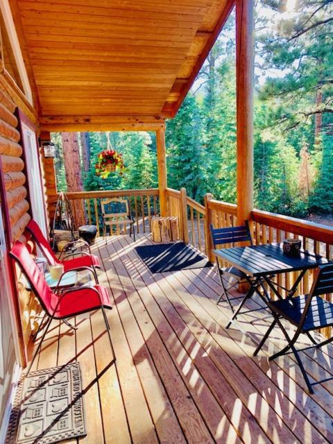 Adventure Awaits 3King Bed,2Bath Log Cabin In Heart Of Duck Creek Village! Exterior photo